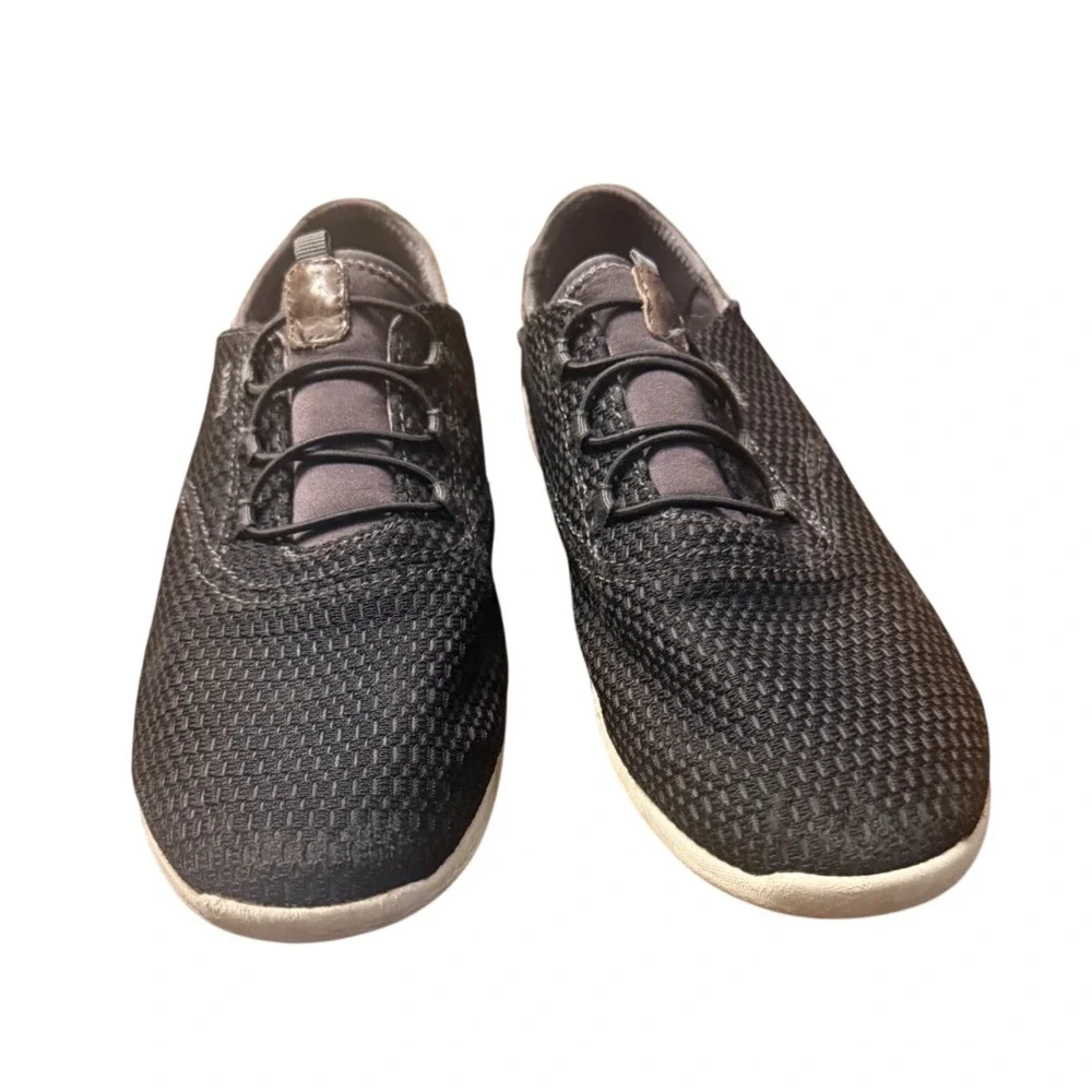 OluKai Alapa Li Mens 9.5 Charcoal Grey Mesh Leather Slip On Sneakers 10395-406C